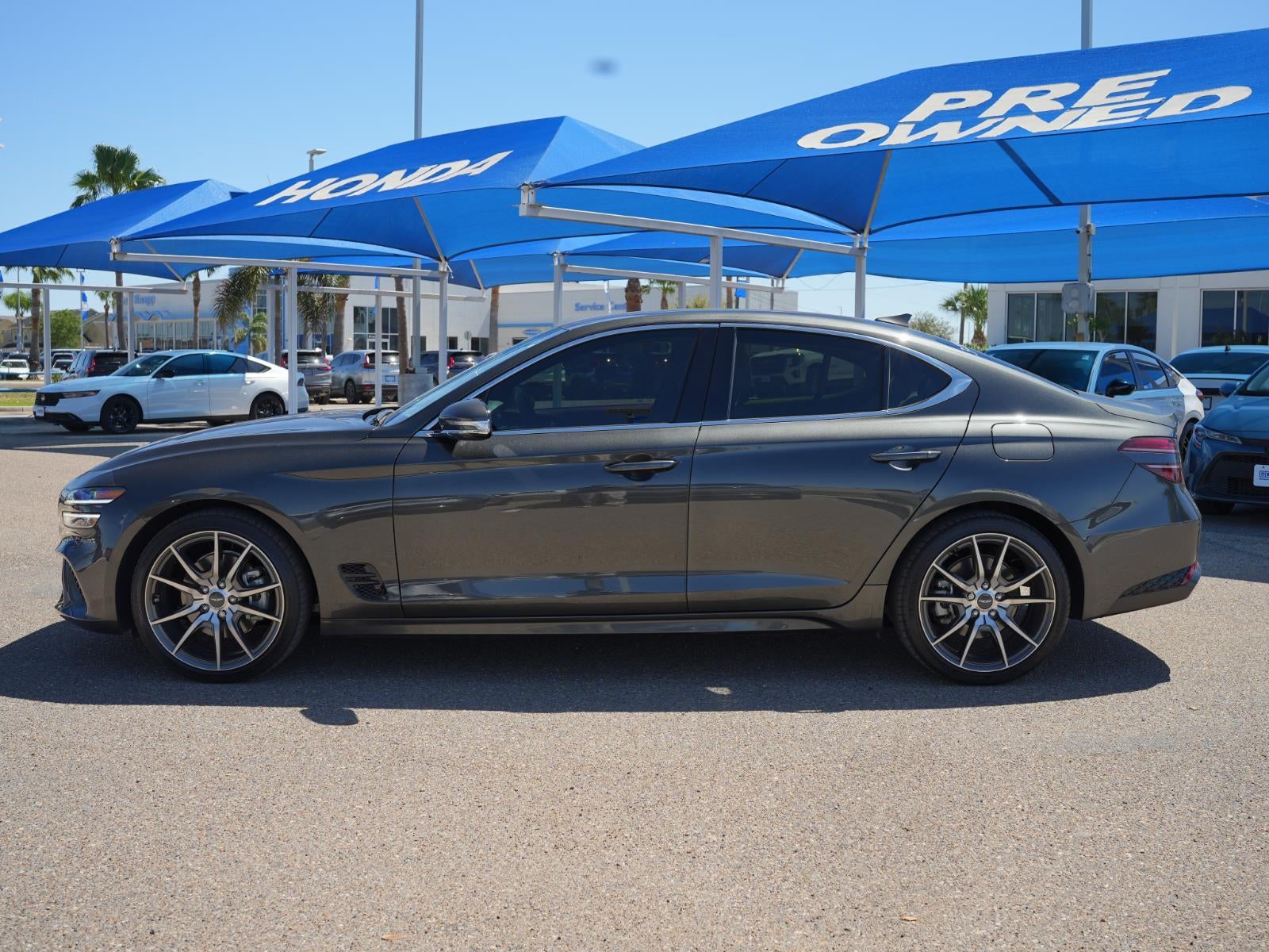 2023 Genesis G70 2.0T