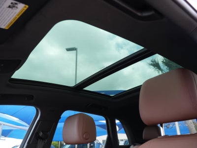 2022 Audi Q3 S line Premium