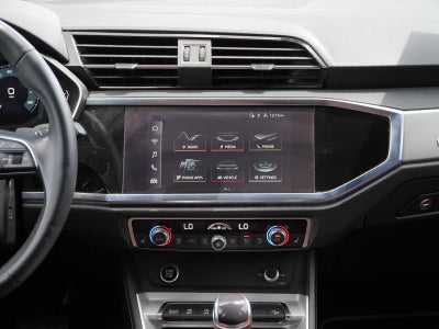 2022 Audi Q3 S line Premium