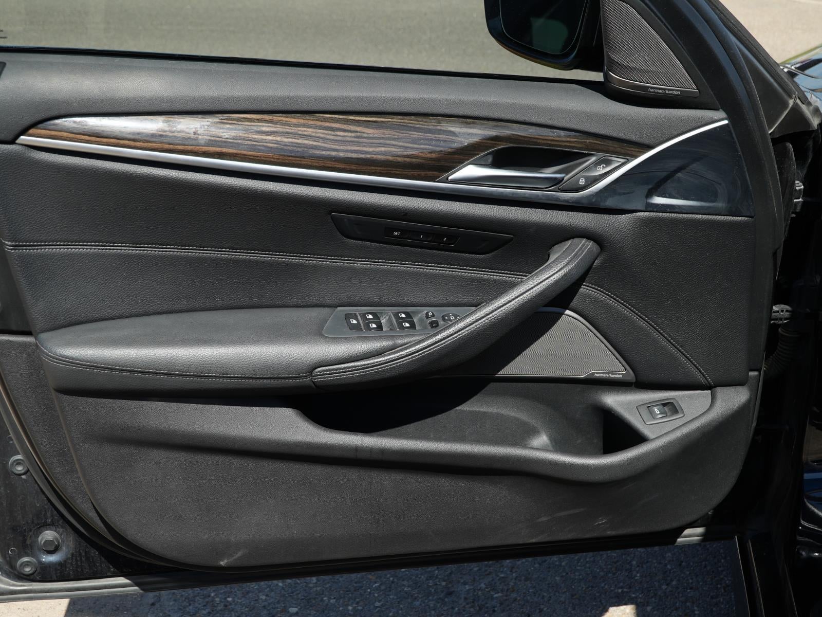 2022 BMW 5 Series 540i