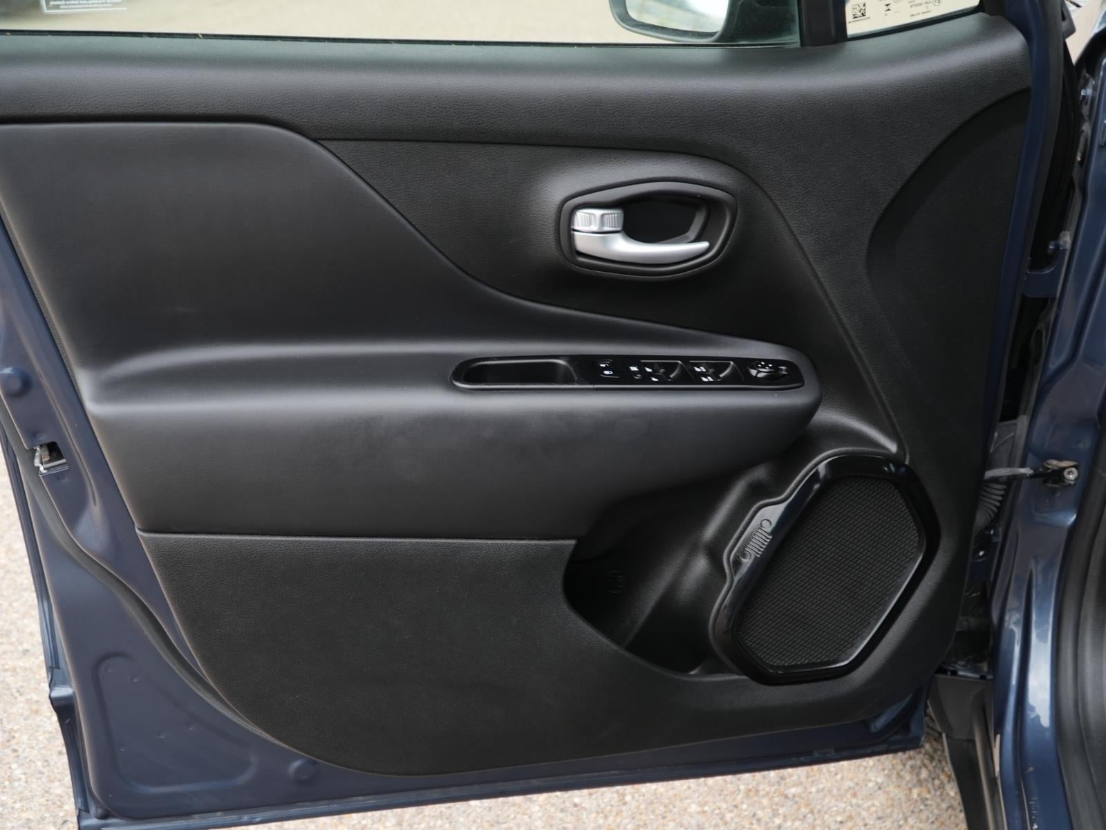 2023 Jeep Renegade Altitude