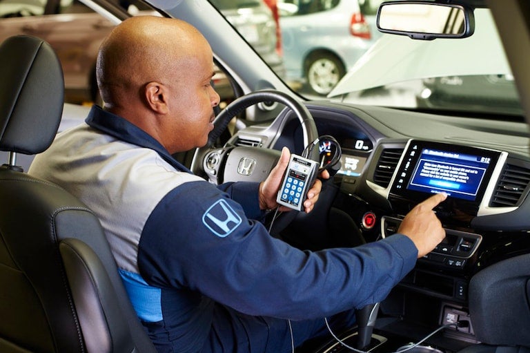 service tech Clark Knapp Honda in Pharr TX